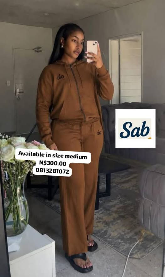 Alo tracksuit photo 1