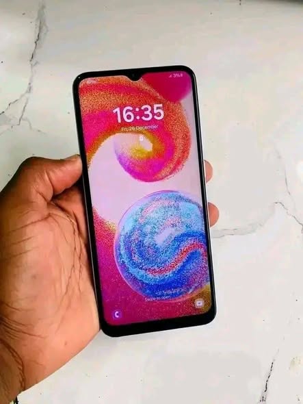 Samsung Galaxy A04e photo 2