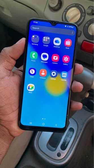 Samsung a04e photo 2