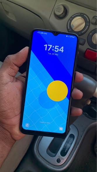 Samsung a04e photo 1