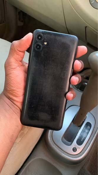 Samsung a04e photo 3