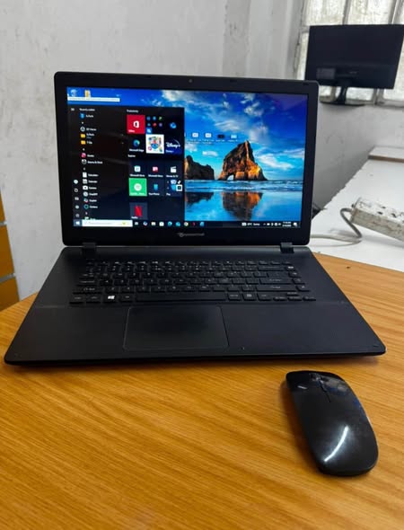 Acer laptop photo 1