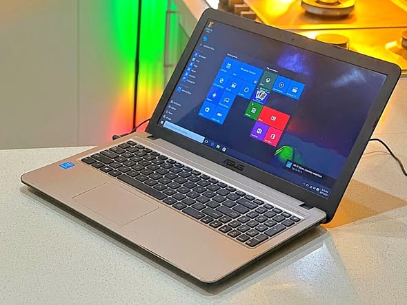 ASUS VIVOBOOK X540M LAPTOP photo 2