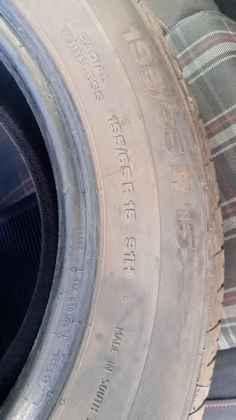 Clean tyres photo 3