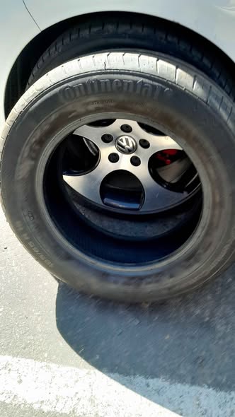 Clean tyres photo 2