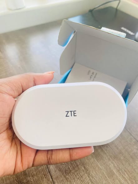 ZTE Pocket WIFI photo 2