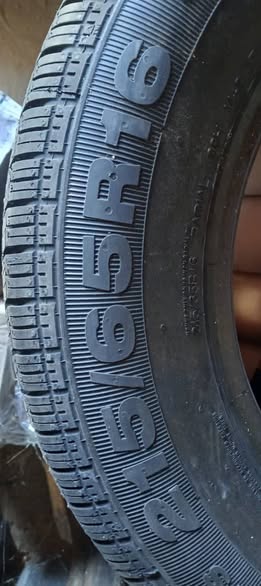 BRAND NEW tires X4 size 215/65 R16 photo 3