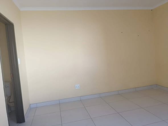A Big outside room to rent in Grysblock photo 2