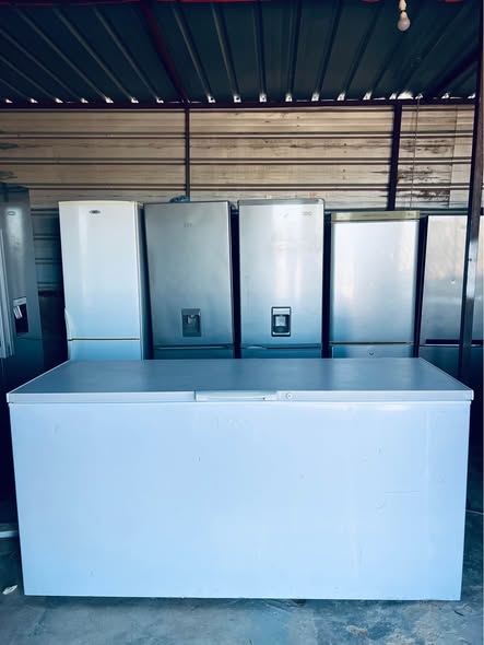 White KIC 600 Liters Deep Freezer photo 4