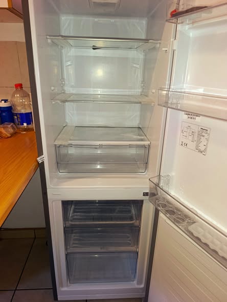 Hisense fridge photo 2