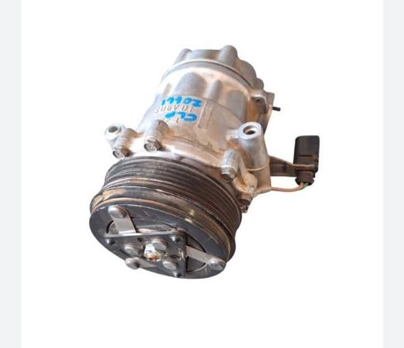 Polo 5 vivo CLP aircon Pump photo 1