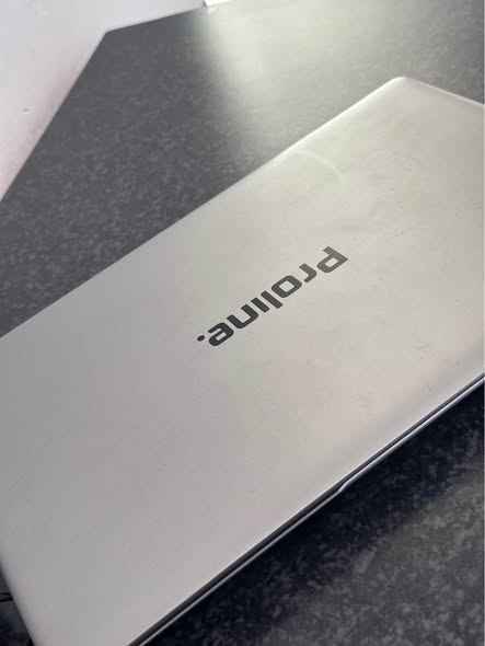Laptop Proline photo 3