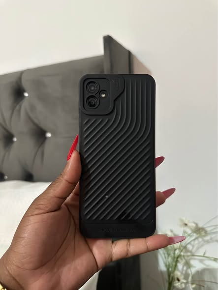 Samsung A04e photo 2