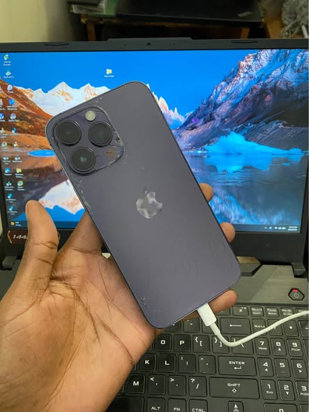iPhone 14 Pro Max 256gig photo 4