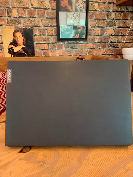 Lenovo laptop photo 2