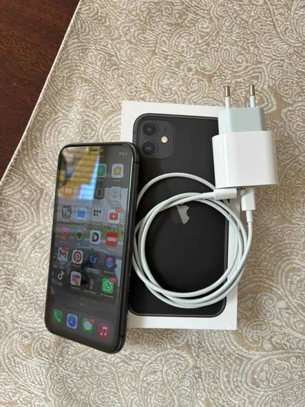 iPhone 11 x2 photo 1