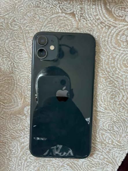 iPhone 11 x2 photo 2