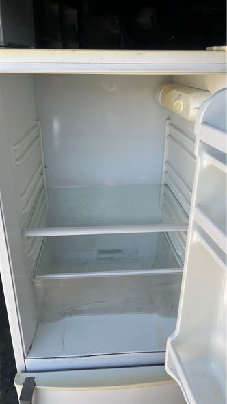 Defy fridge photo 3