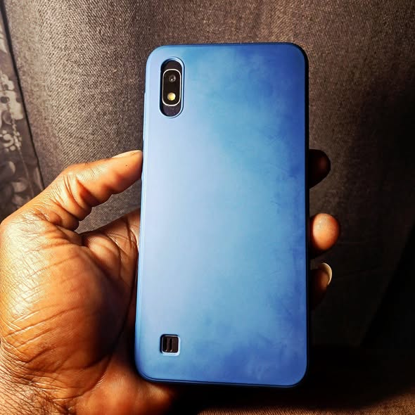 Samsung A10 photo 2