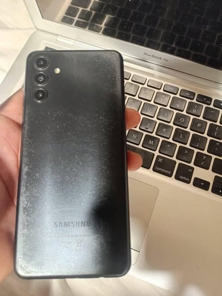Samsung A04s photo 3
