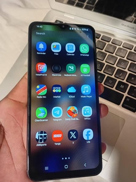Samsung A04s photo 5