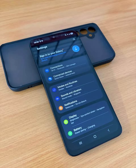 Samsung A05s photo 1