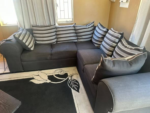 L shape couch photo 2