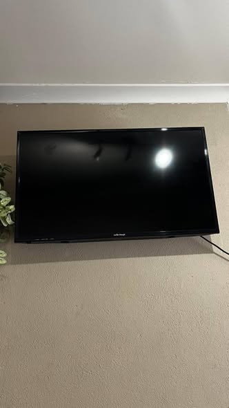 32inch normal TV photo 3