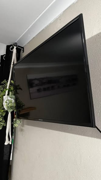 32inch normal TV photo 4