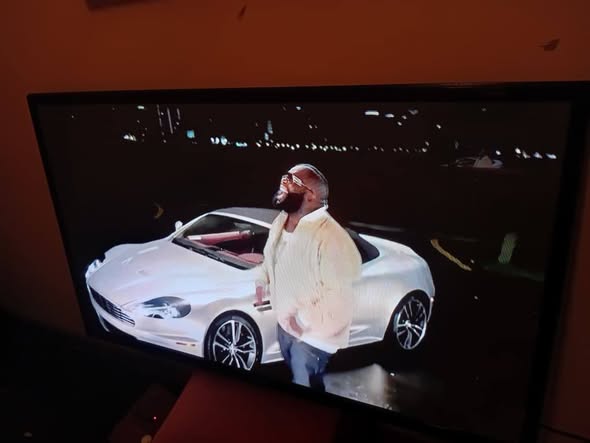 51 inch Samsung photo 5