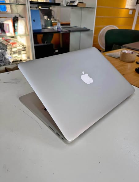 MacBook Air photo 2