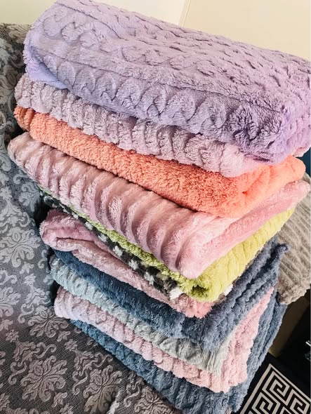 Queen sized throws photo 1