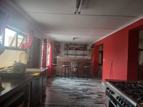 HOUSE FOR SALE IN WALVIS BAY HERMES photo 4