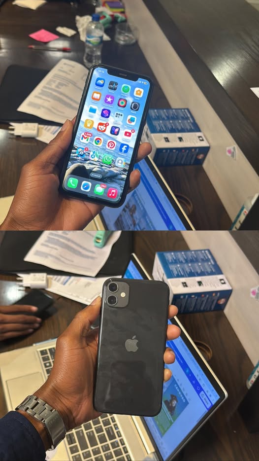 iPhone 11 64 Storage photo 1