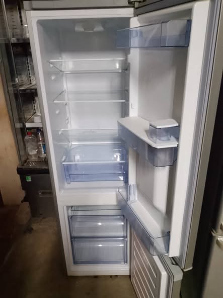 Defy fridge photo 1