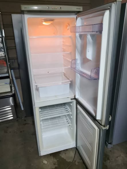 Fridge photo 1