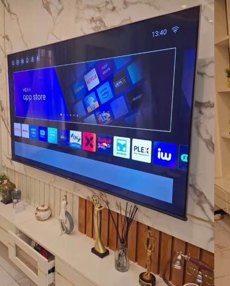 Hisense 75 inch Smart TV photo 1