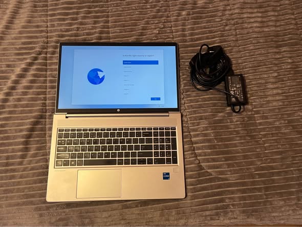 HP PRO BOOK photo 1