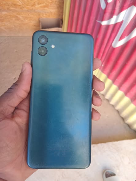 Samsung A04 photo 4