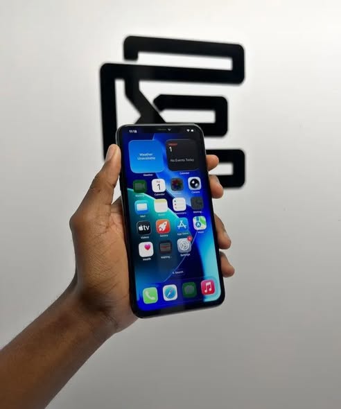 iPhone 11 Pro Max photo 2