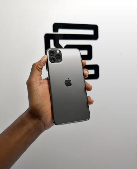 iPhone 11 Pro Max photo 4