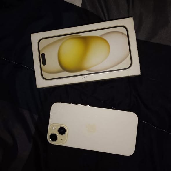 iPhone 15 photo 3