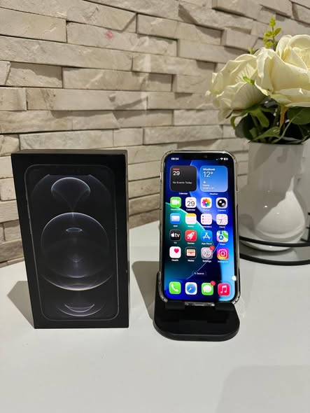 IPhone 12 pro photo 2