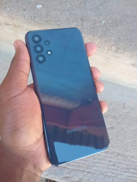 Samsung A13 photo 3