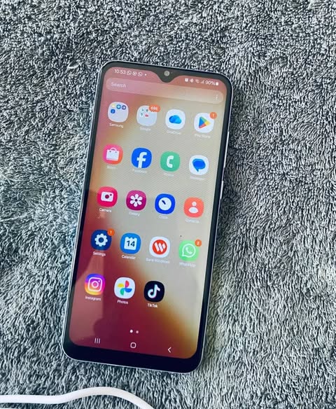 Samsung A04e photo 4