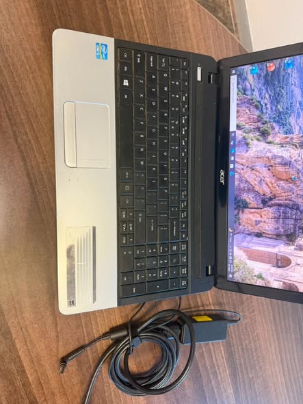 Acer i3 Pro Laptop photo 4