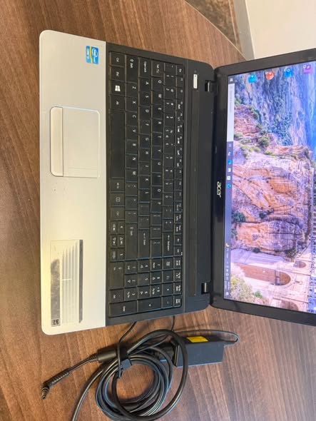 Acer i3 Pro Laptop photo 5