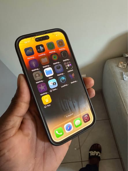 iPhone 14 Pro photo 2