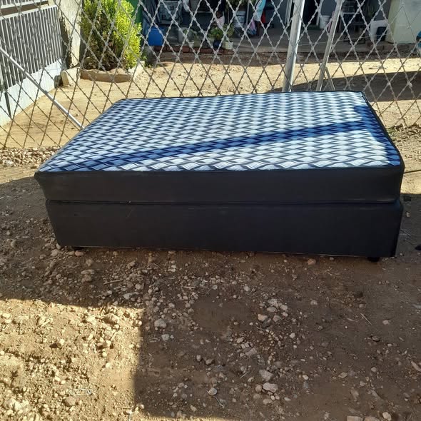 Beds single, double and queen size photo 1