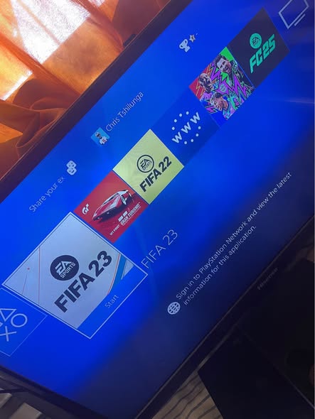 PS4 photo 3